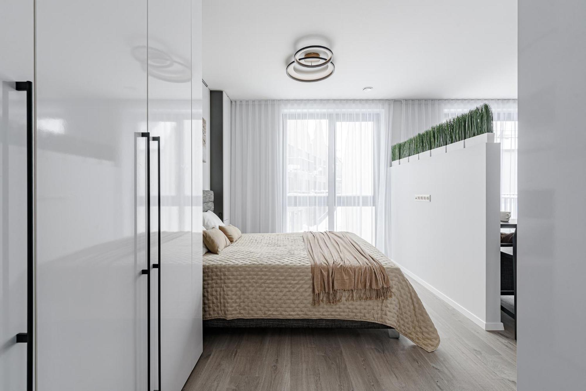 Cohost I Amazing Apt, W-balcony, A-c And Garage Parking, Center Appartamento Vilnius
